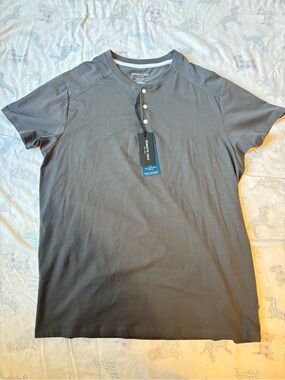 Kenneth Cole Short-Sleeve Henley Shirt - Charcoal Gray